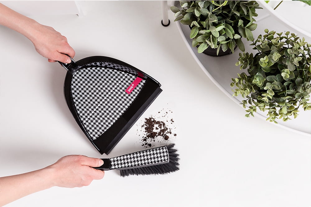 Zmiotka z szufelką z gumą PEPITA