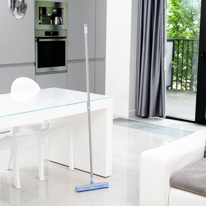 Miotła gumowa z trzonkiem teleskopowym YORK BACTERIA STOP