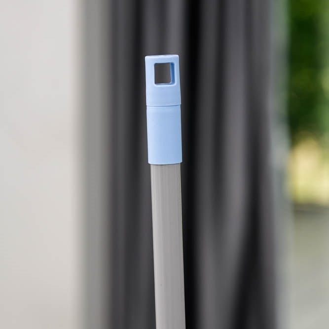 Miotła gumowa z trzonkiem teleskopowym YORK BACTERIA STOP