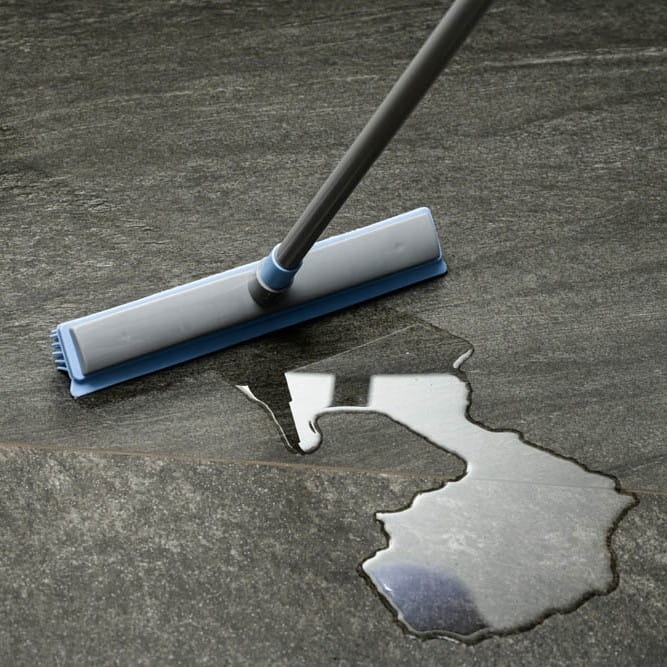 Miotła gumowa z trzonkiem teleskopowym YORK BACTERIA STOP