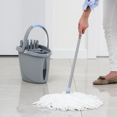 Wiadro z wyciskaczem 12 l YORK BACTERIA STOP