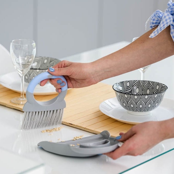 Zmiotka z szufelką do stołu YORK BACTERIA STOP