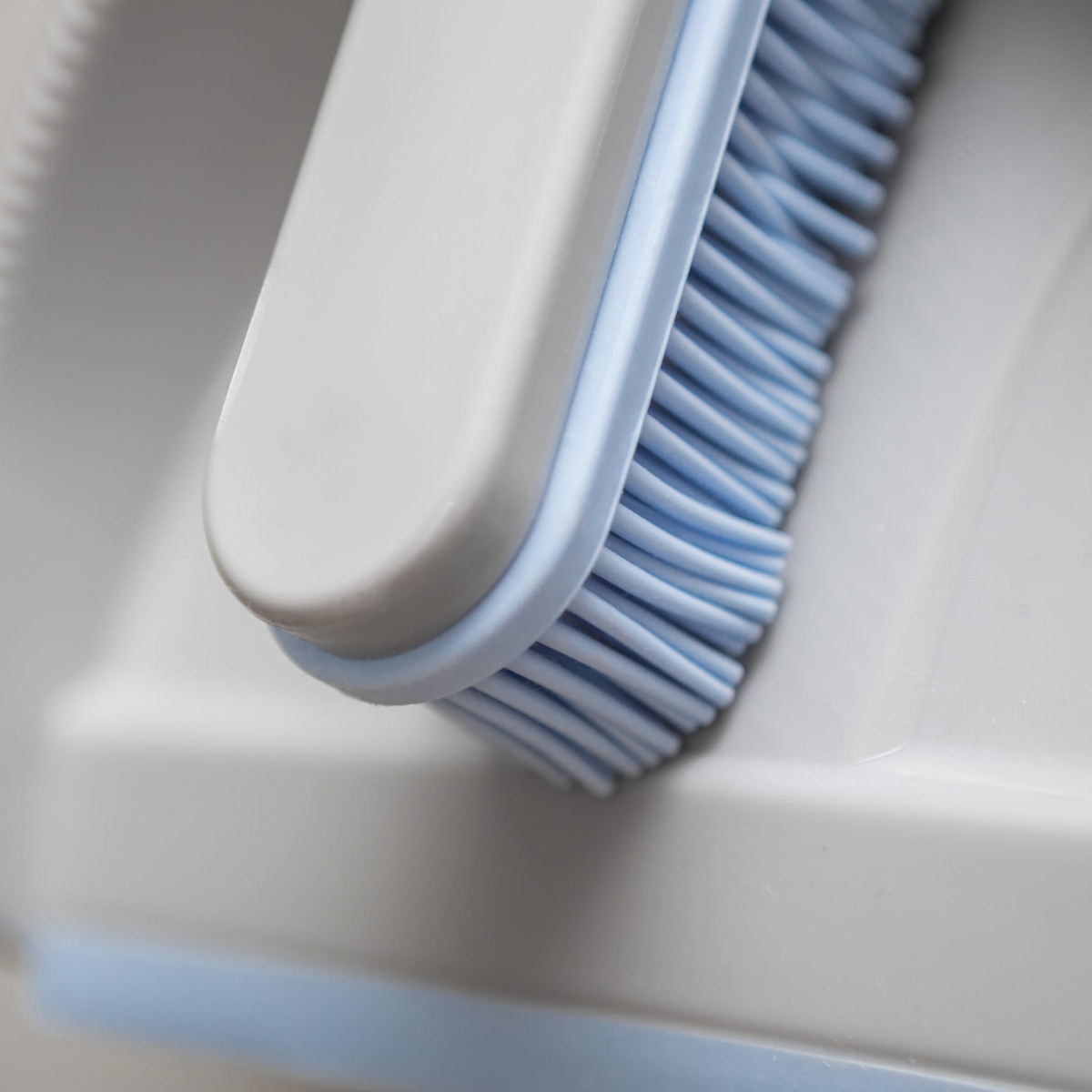 Zmiotka gumowa z szufelką YORK BACTERIA STOP