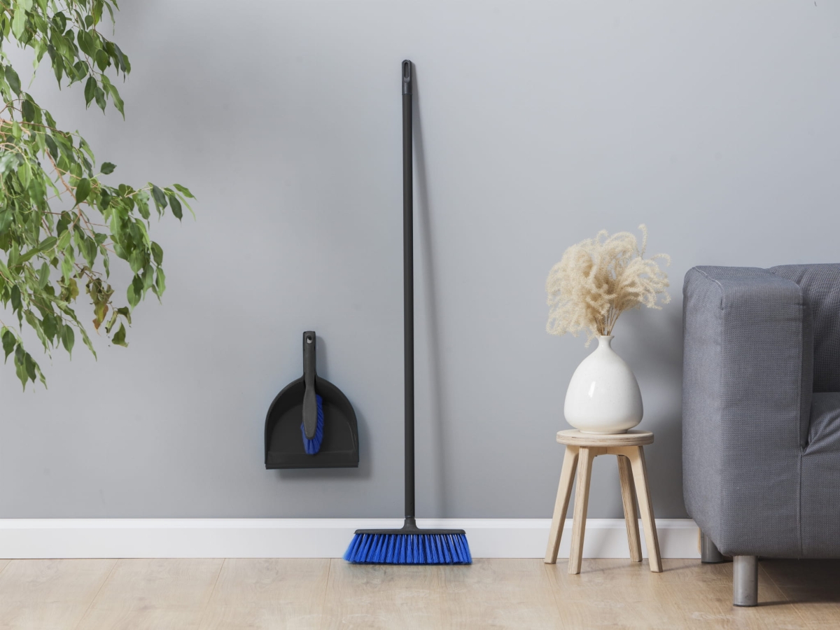 ZESTAW do sprzątania zamiatania YORK COMBI Azur zmiotka z szufelką + miotła + trzonek 110 cm