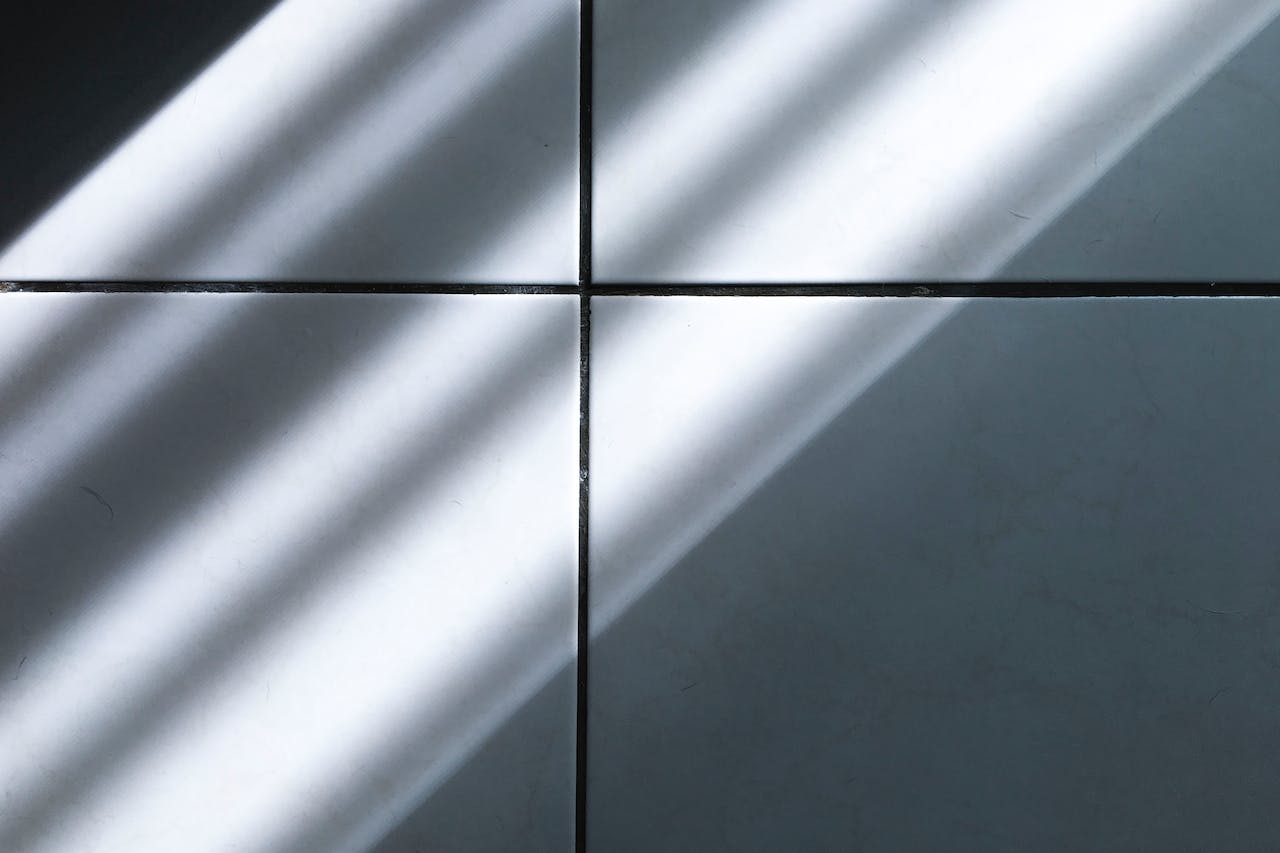 Ochrona i pielęgnacja płytek łazienkowych – kluczowe zasady